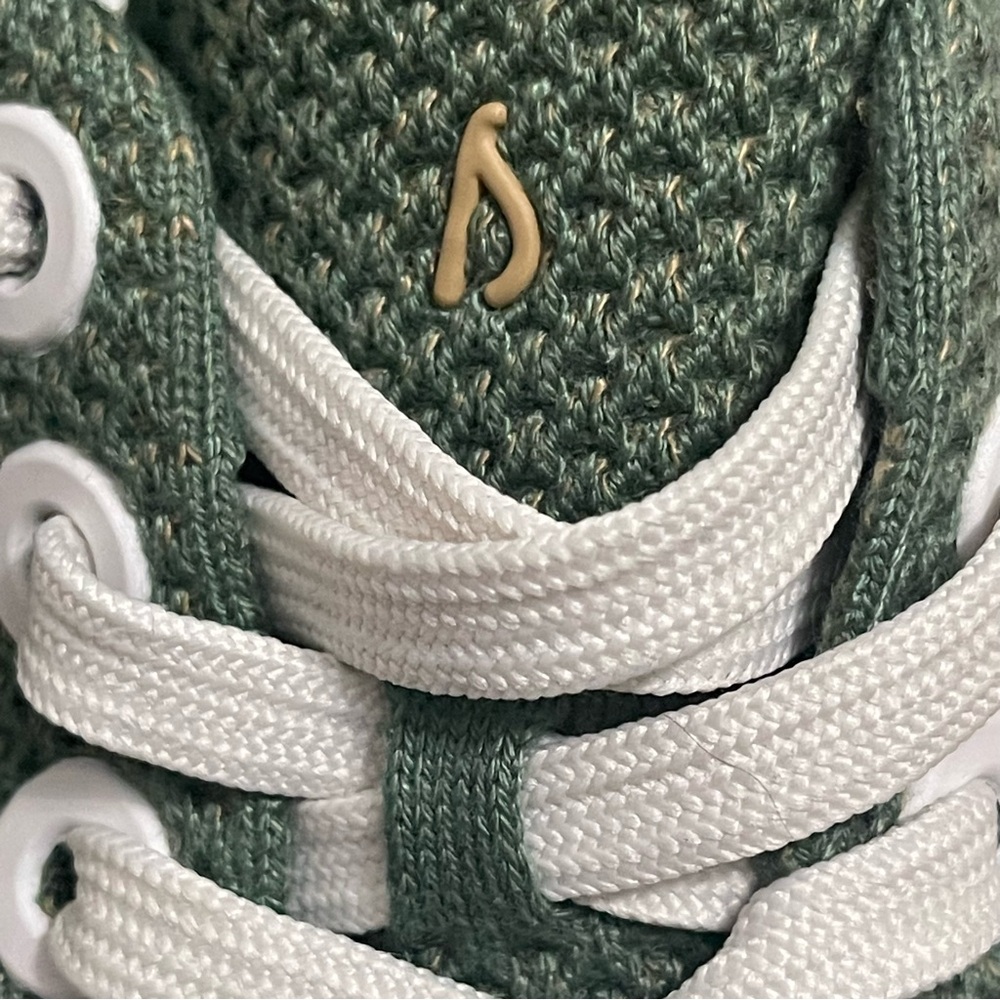 Allbirds Forest Green Sneakers with White Accents - Picture 7 of 9